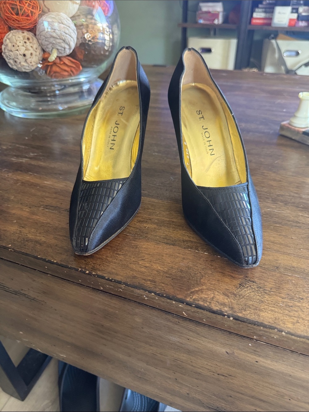 St. John Black Pointed Toe Pumps with Croc-Embossed Detail